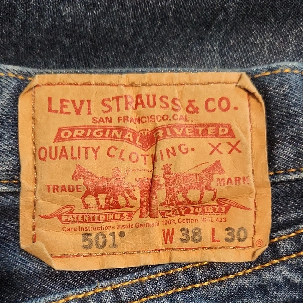 Levi's Classic 501 Straight Fit Denim Jeans 38 x 30